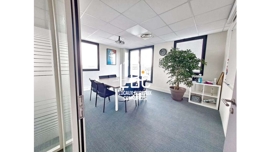 Vente bureaux 149m² R+5 à Saint-Herblain
