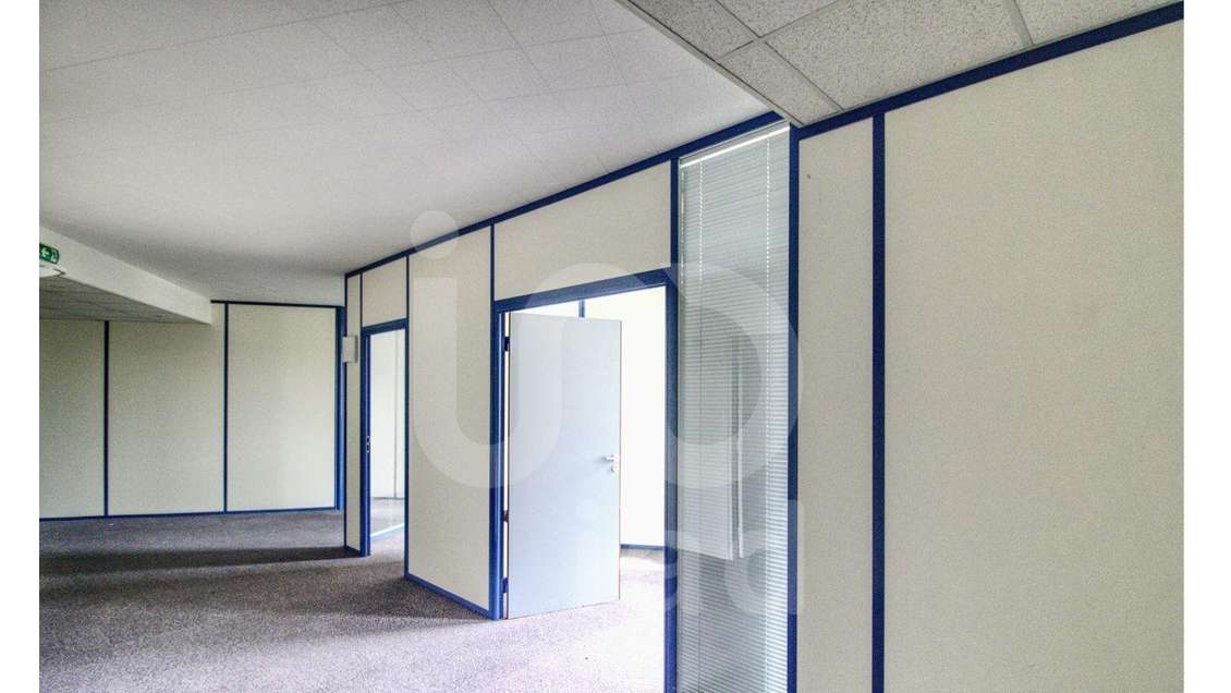 Vente bureaux 397m² R+1 Route de l'Orme à St-Aubin