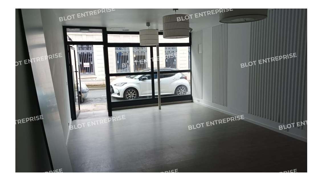 A vendre ou à louer bureaux 52m² à Saint-Brieuc