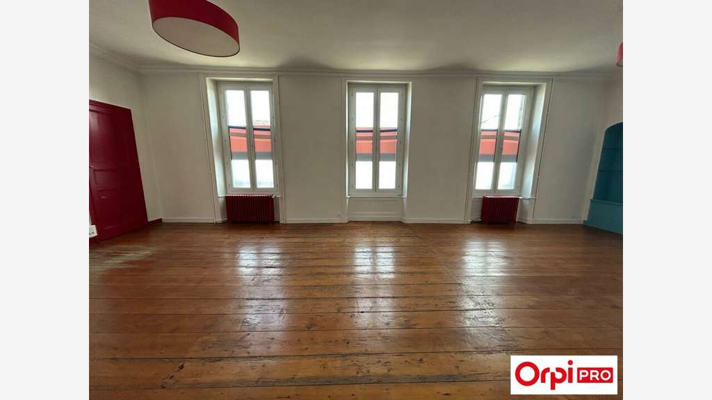A vendre immeuble de bureaux de 260m² à St Brieuc