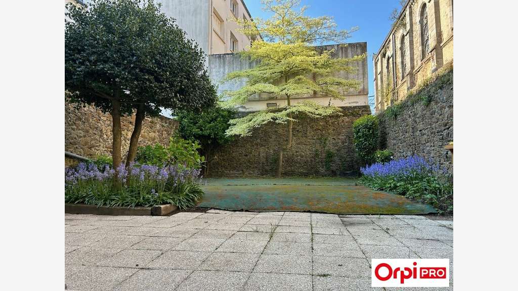 A vendre immeuble de bureaux de 260m² à St Brieuc