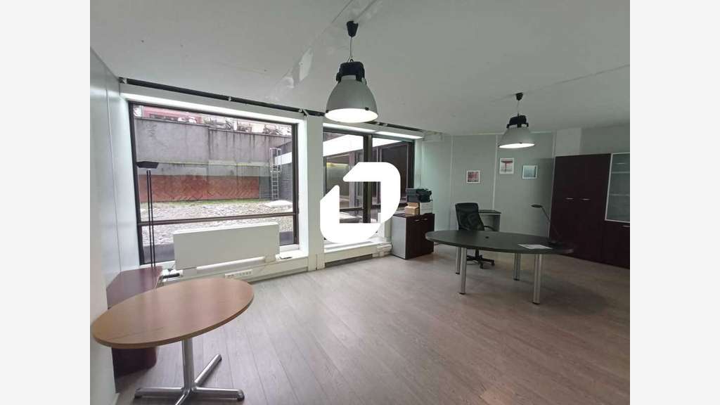 Vente Bureaux 176m² Saint cloud