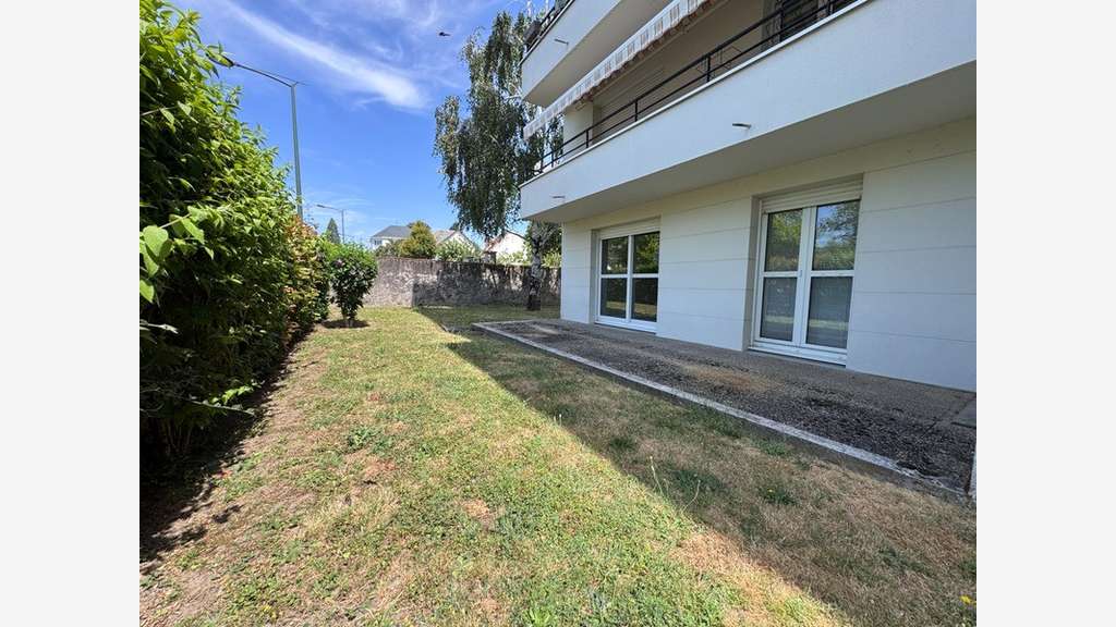 Local 72m² à vendre à Saint-Cyr-sur-Loire centre
