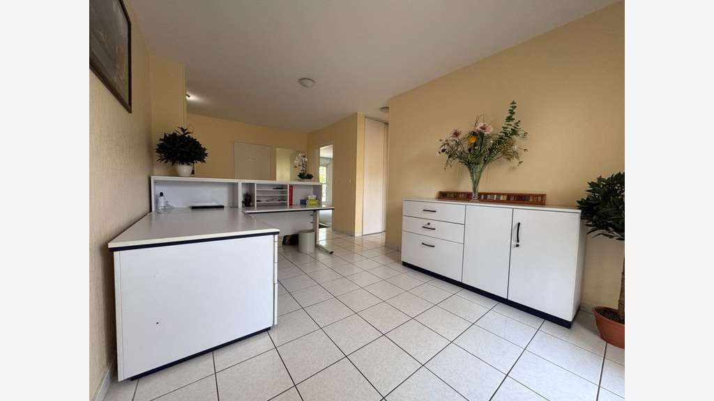 Local 72m² à vendre à Saint-Cyr-sur-Loire centre
