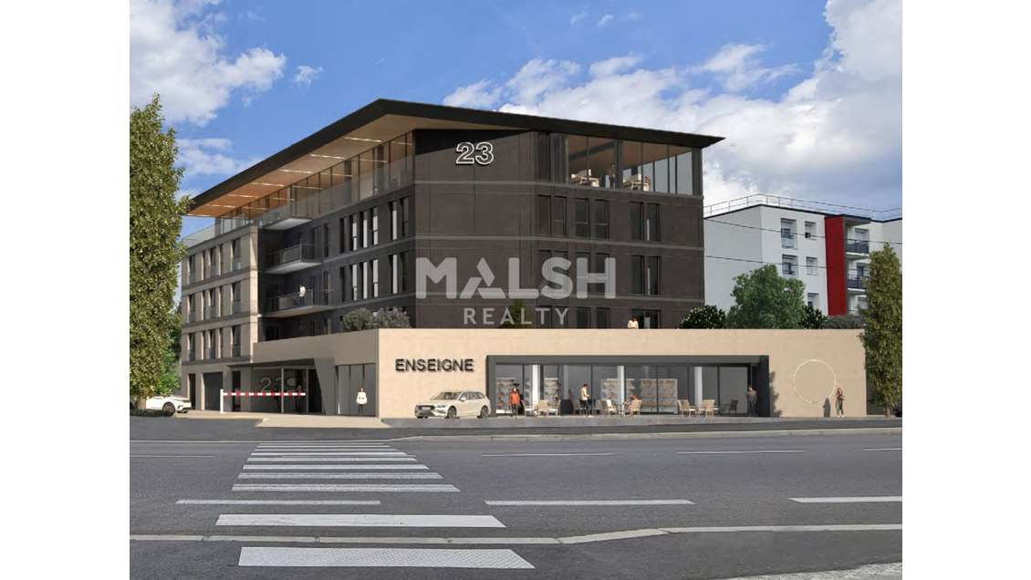 Vend bureaux 2700m² à St Etienne Geoffroy Guichard