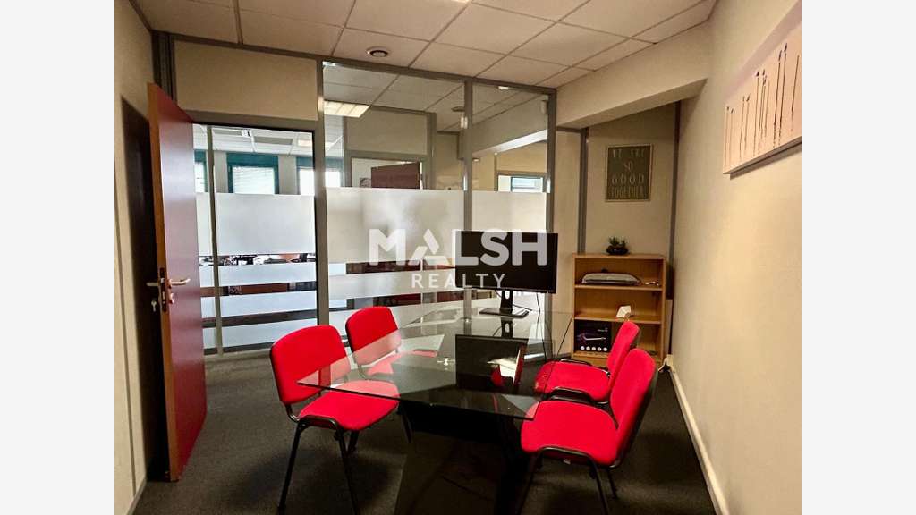 À vendre bureaux 136m² à Saint-Genis-Laval