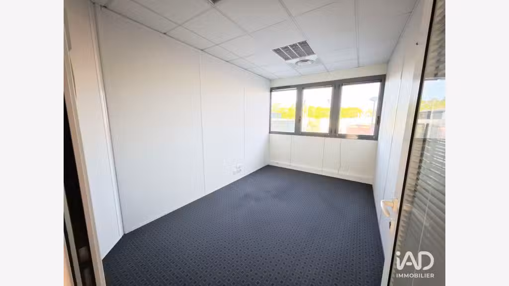 Vente bureaux 248m² à Saint-Grégoire