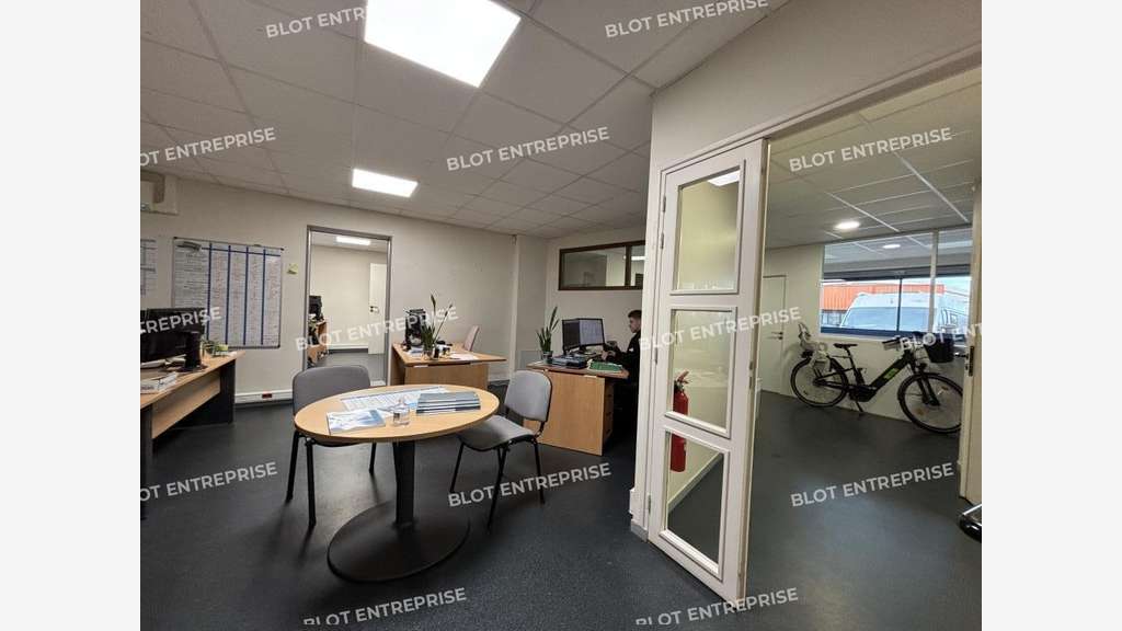 A vendre bureaux 311m² St Herblain Rue Chêne Lassé