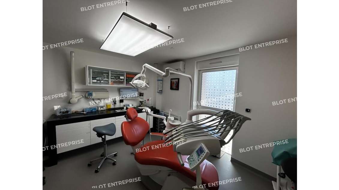 Vente bureaux de 146m² avec parkings à St Herblain