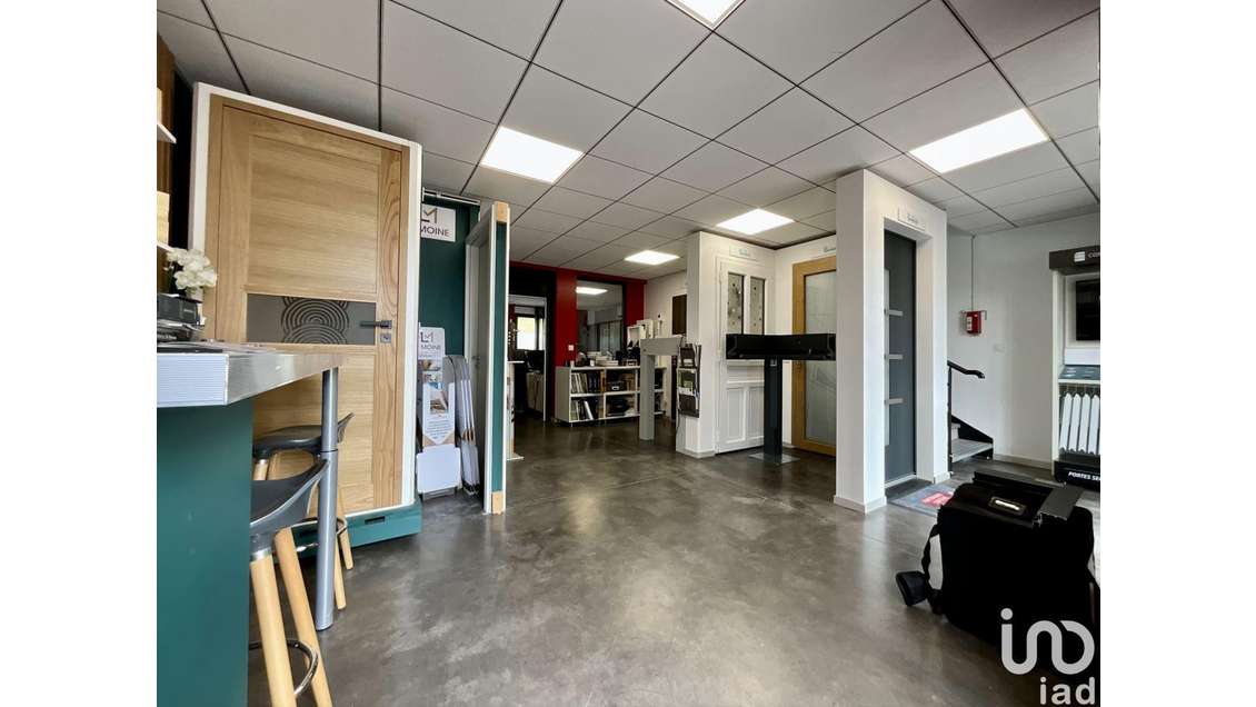 Bureau à Saint-Laurent-de-Mure