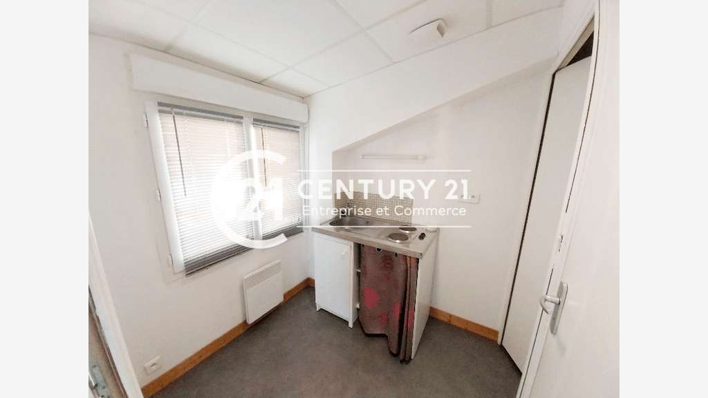 Vente plateau de bureaux 58m² R+1 à Saint-Lyphard