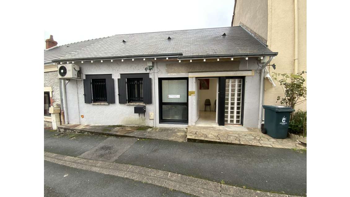 A vendre local dans le centre de Saint-Maur