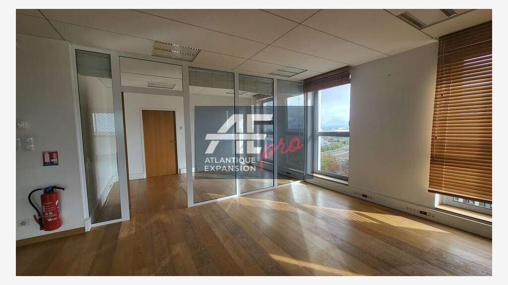 Bureaux pro de 110m² à vendre à Saint Nazaire