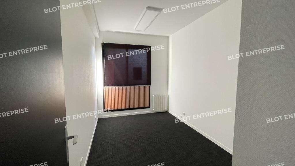 A vendre bureaux de 76m² Saint Nazaire Océanis