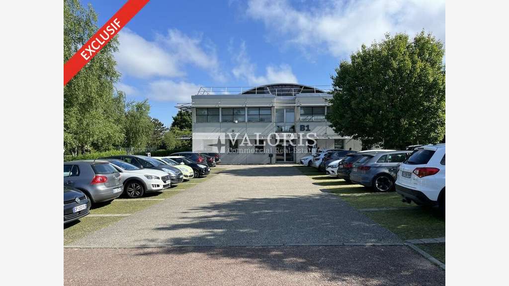 Bureaux aménagés 760m² à vendre à Saint Priest