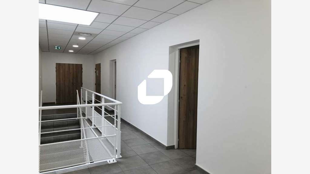 Vente Bureaux 326m² Saint priest