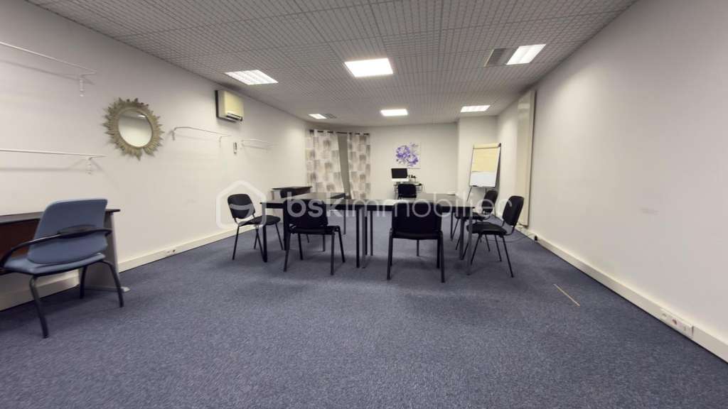 Vente immeuble commercial récent à Saint-Quentin