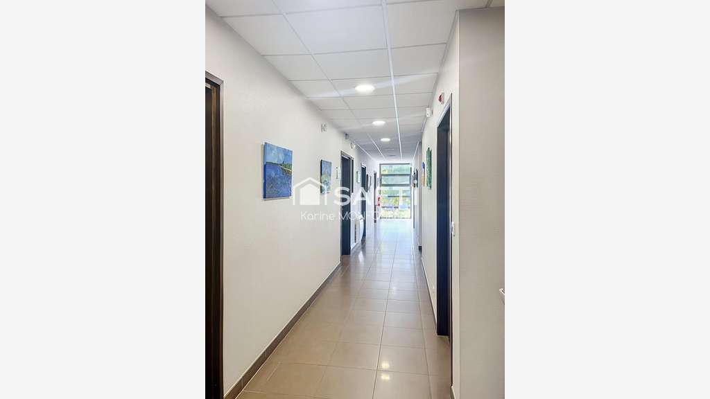 Immeuble professionnel et bureaux st-quentin