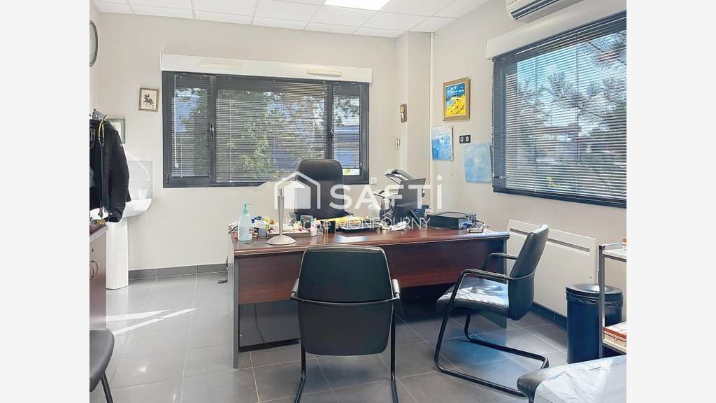 Immeuble professionnel et bureaux st-quentin