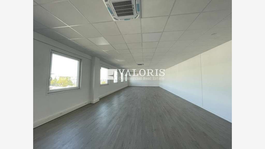 Bureaux de 23m² à 258m² à Saint-Quentin-Fallavier