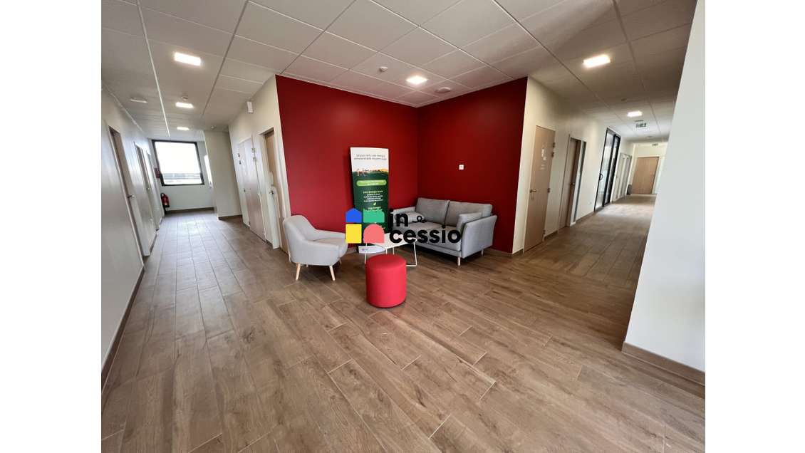 A vendre bâtiment de bureaux neuf Saint-Saturnin