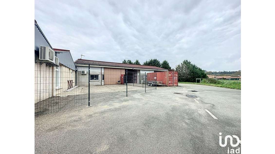 Bureau à Saint-Sever