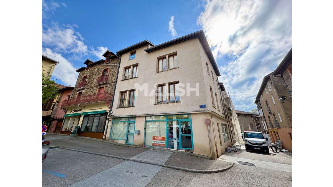 Immeuble de bureaux indépendant R+3 au coeur du ce