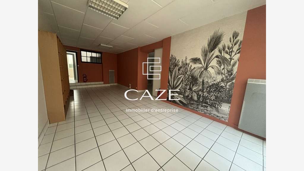 Bureaux de 160m² à vendre en centre ville Saintes