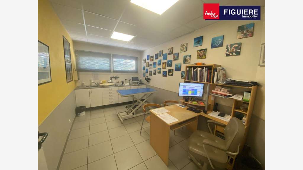 AV bureaux 390m² accès rapide Salon-de-Provence