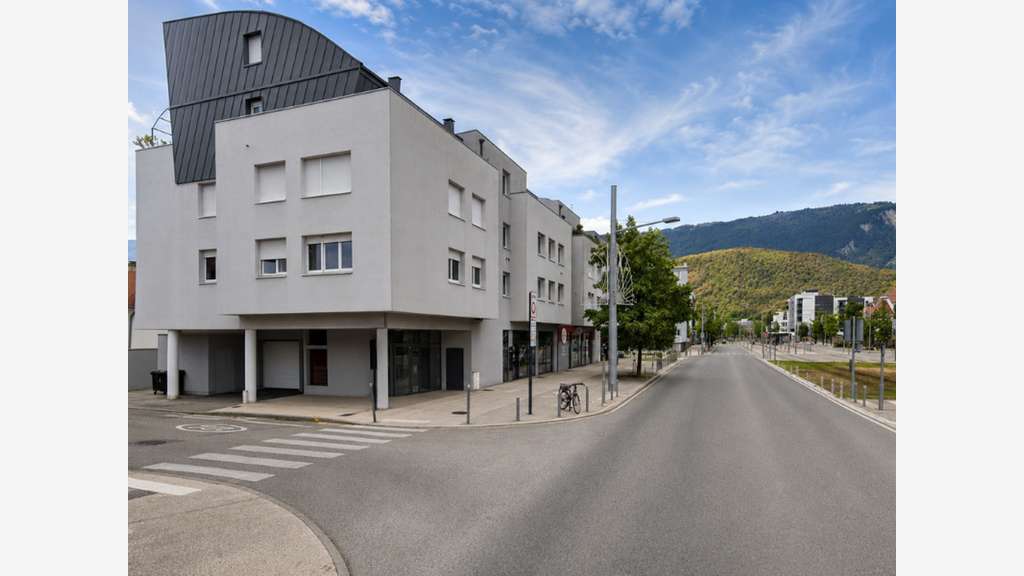 Vente bureau de 178m² PMR à Seyssinet-Pariset