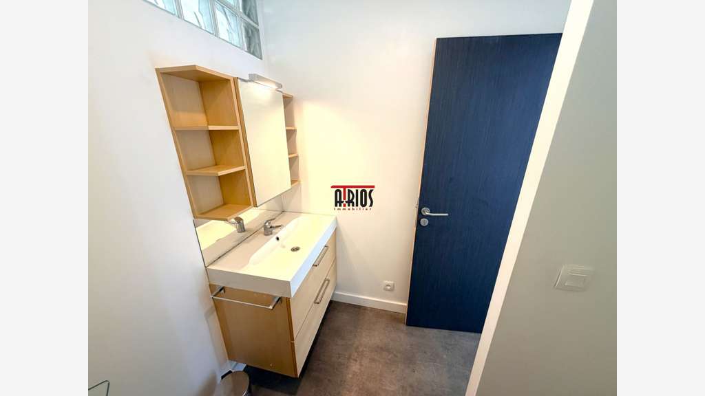Cède bureaux 170m² + terrasse Six Fours les Plages