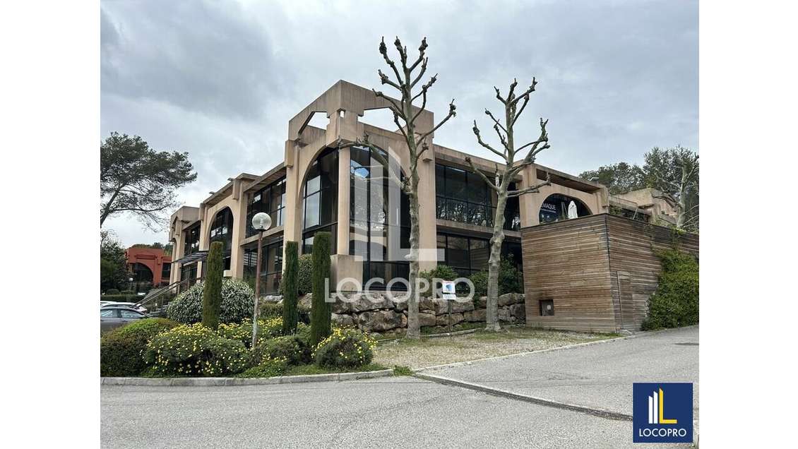 Bureaux 1281m² à vendre aux Espaces de Sophia