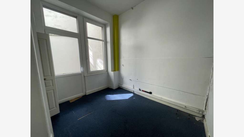 Bureau 76m² à vendre parc des Contades Strasbourg