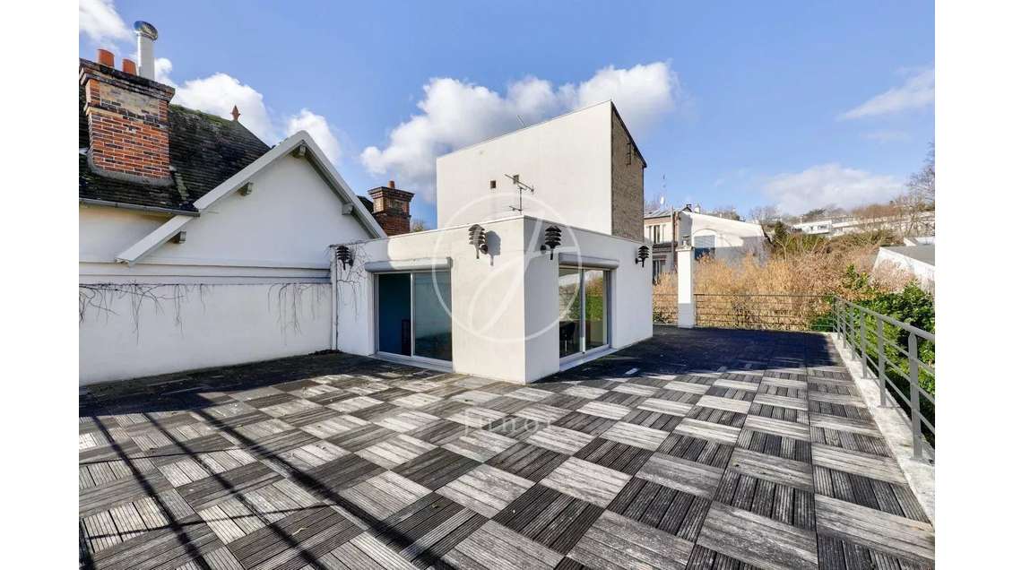 AV maison contemporaine 70m² Suresnes centre ville