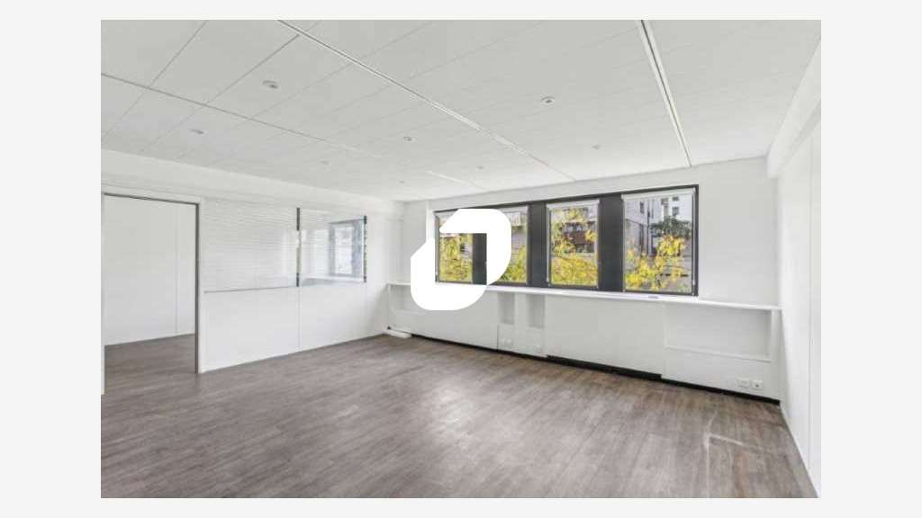 Vente Bureaux 368m² Suresnes