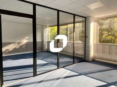 Vente Bureaux 831m² Suresnes