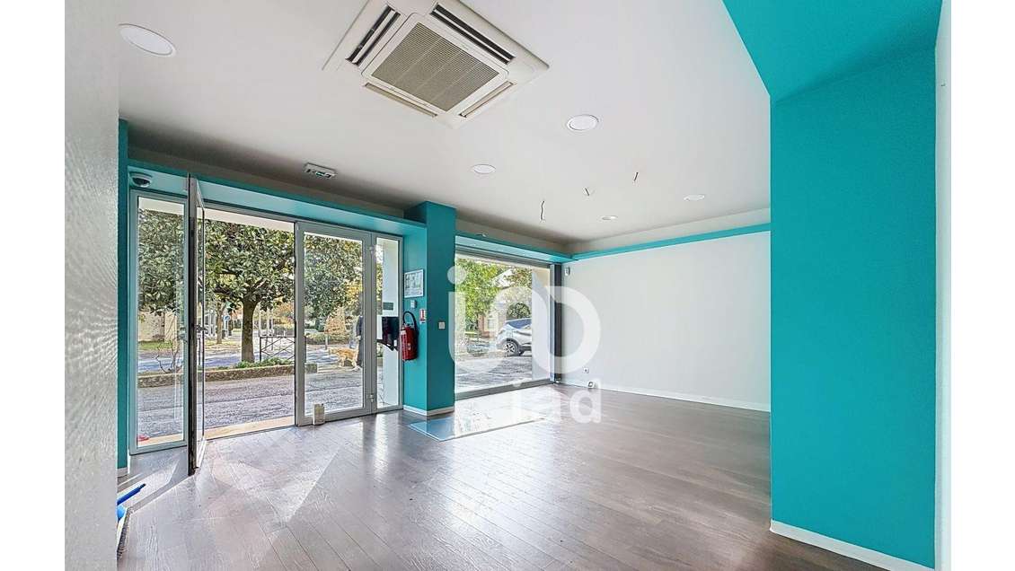 Vente bureaux rénovés 67m² centre-ville de Tarbes