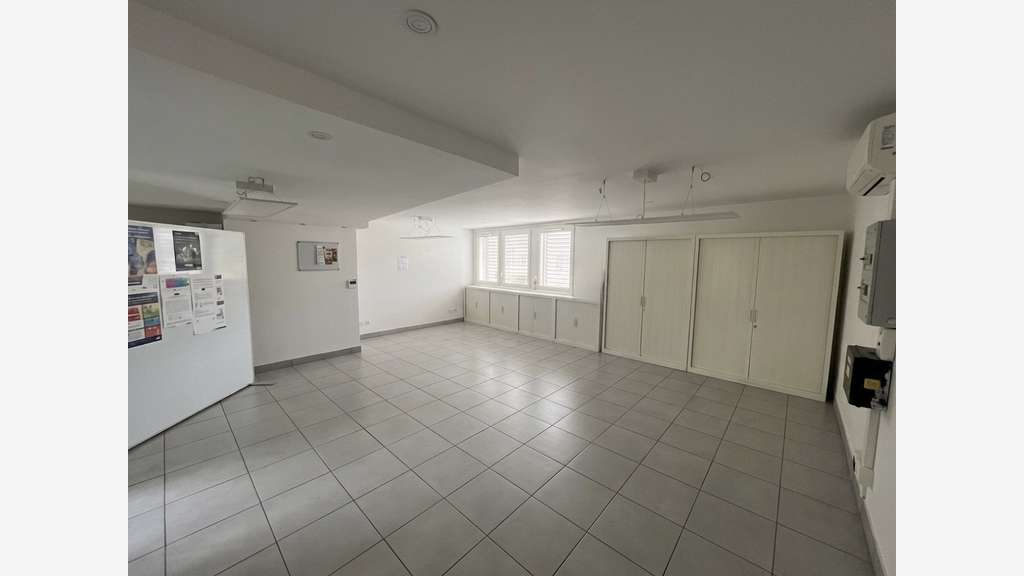 Vente bureaux récents 93m² avec terrasse à Toulon