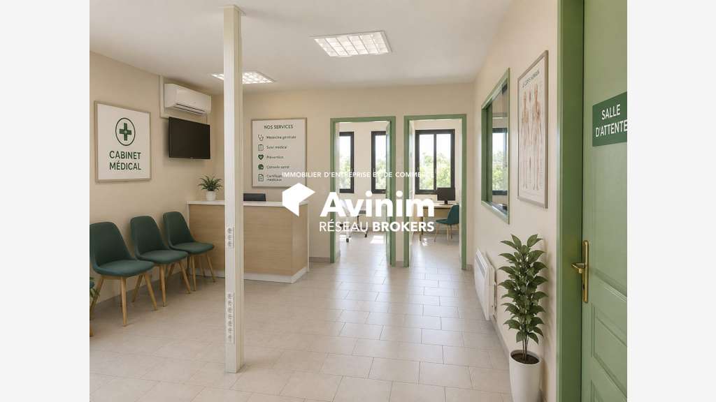 Vente bureau en R+1 de 68m² en za à Tourrettes