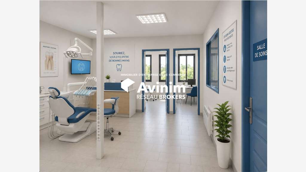 Vente bureau en R+1 de 68m² en za à Tourrettes