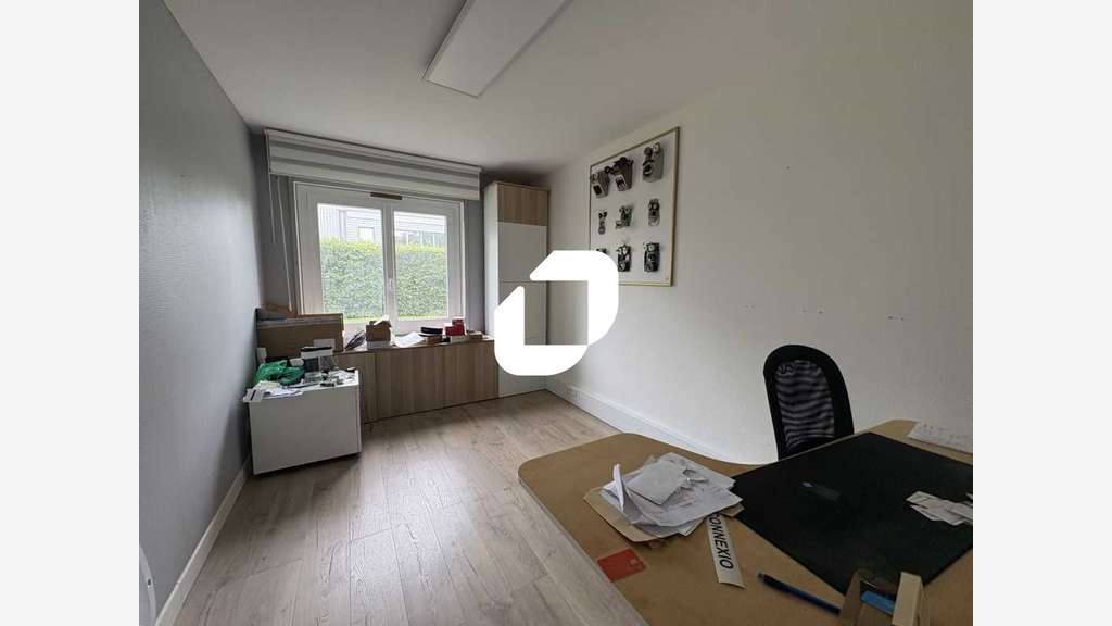 Vente Bureaux 37m² Trappes