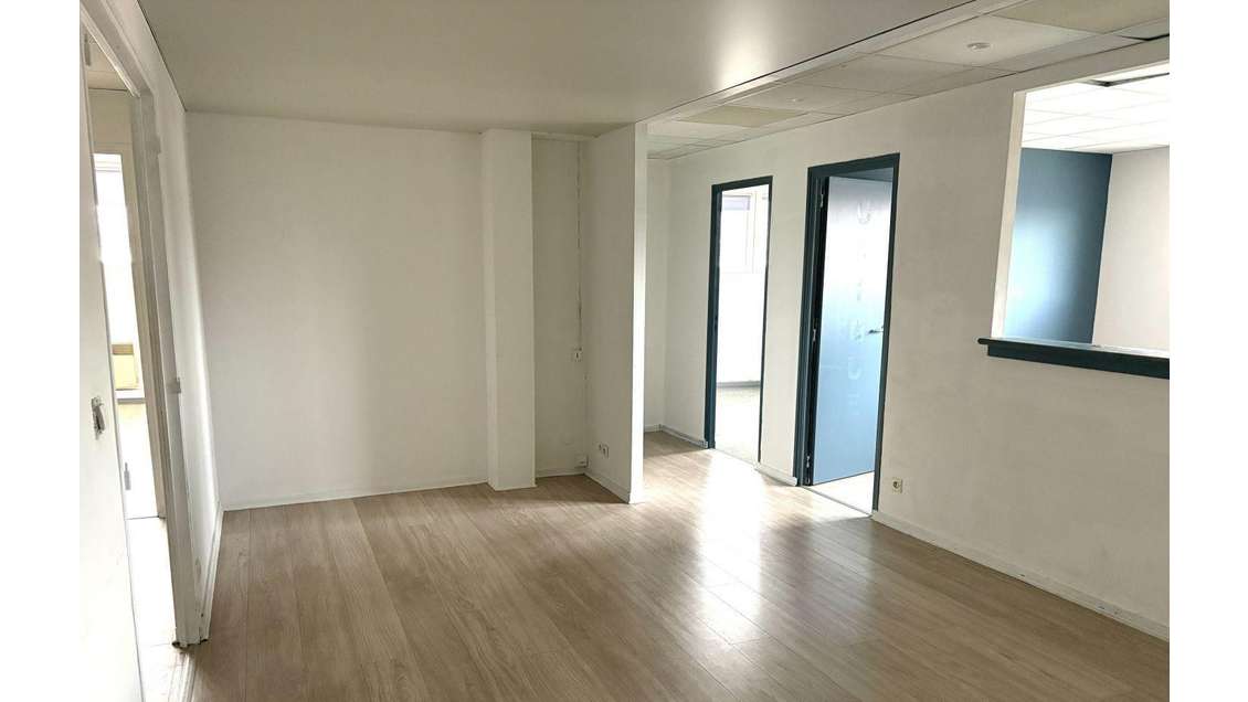Vente bureaux 156m² R+1 à Troyes