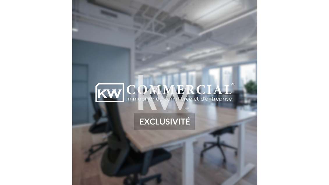 Bureaux 81m² avec showroom à vendre à Unieux