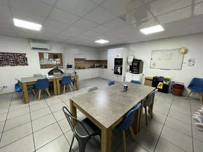 AV bureaux 478m² Valence emplacement de choix