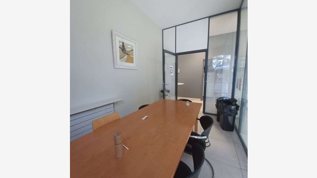 Vente bureaux de 693m² au centre de Valence