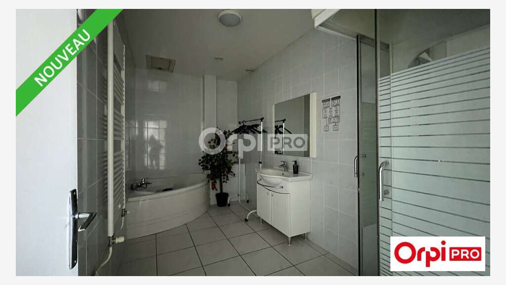 VALENCE - BUREAU à vendre
