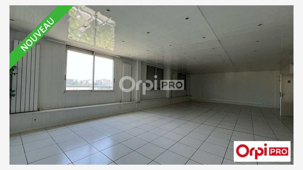 VALENCE - BUREAU à vendre
