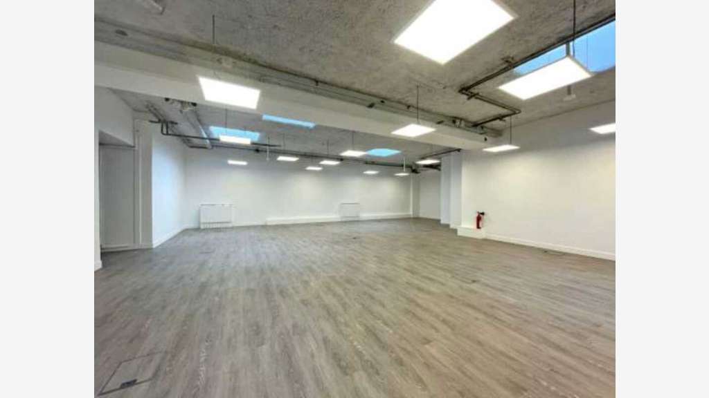 BUREAUX VENDUS OCCUPES