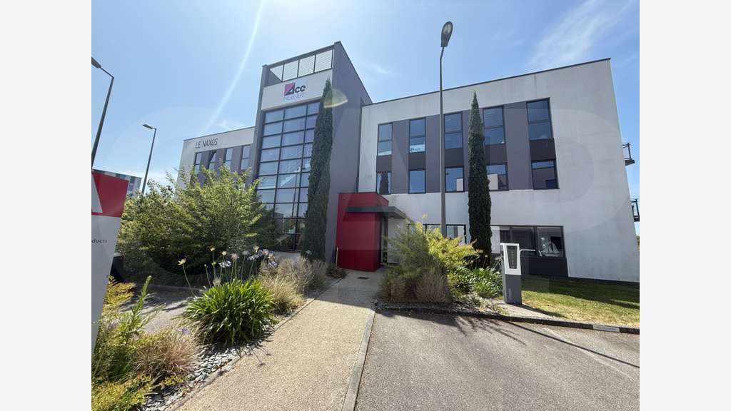 Vente bureau aménagé à Vern Val d'Orson