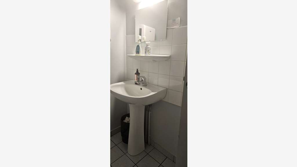 A vendre immeuble + terrain constructible Vienne